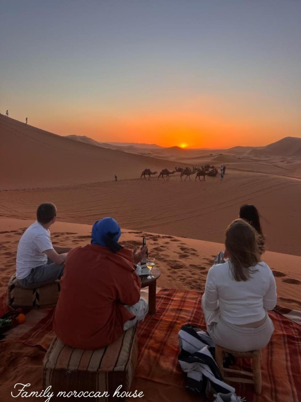 Family Moroccan House Merzouga Exterior foto